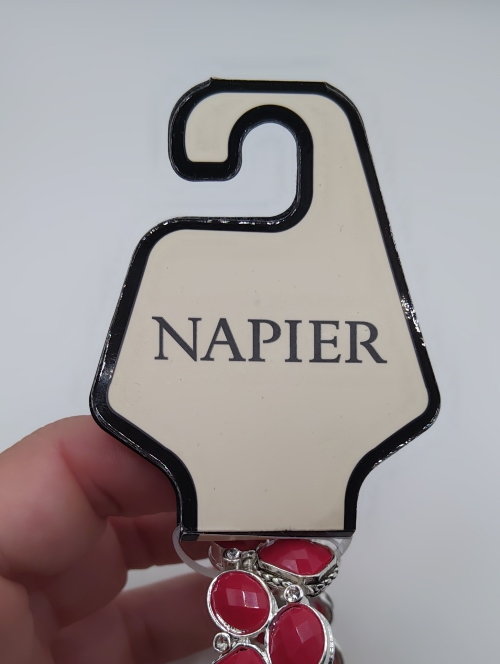 Napier Silver Tone and Strawberry Colored Cabochons Sz 7 - Picture 4 of 7